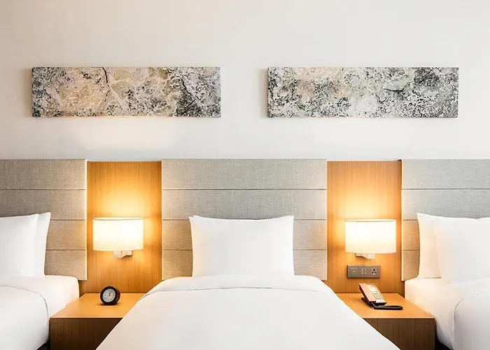 Ramada By Wyndham Sindorim Hotel