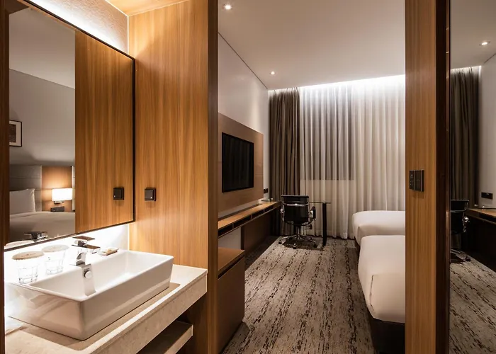 Ramada By Wyndham Sindorim Hotel Seul