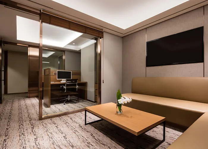 Hotel Ramada By Wyndham Sindorim 4*