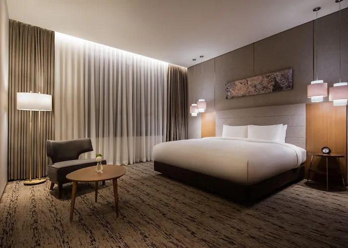 Ramada By Wyndham Sindorim Hotel
