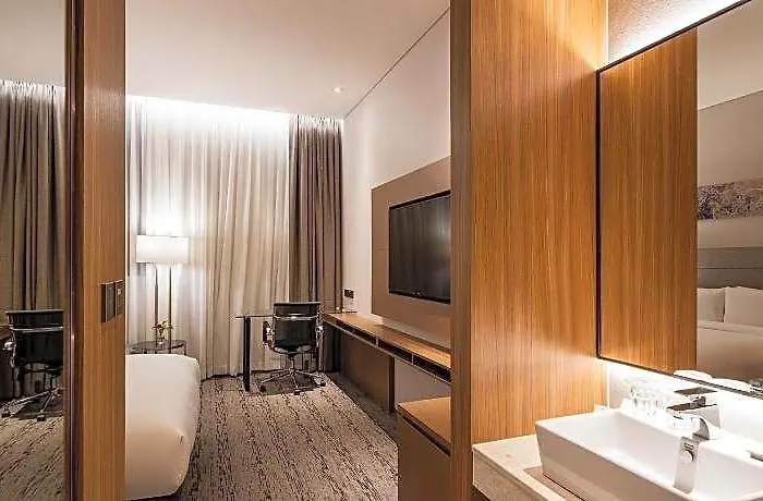 Ramada By Wyndham Sindorim 4* Seul