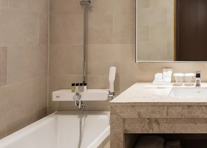 Ramada By Wyndham Sindorim Seoul